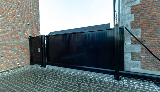 Portes coulissantes ou auto-portantes